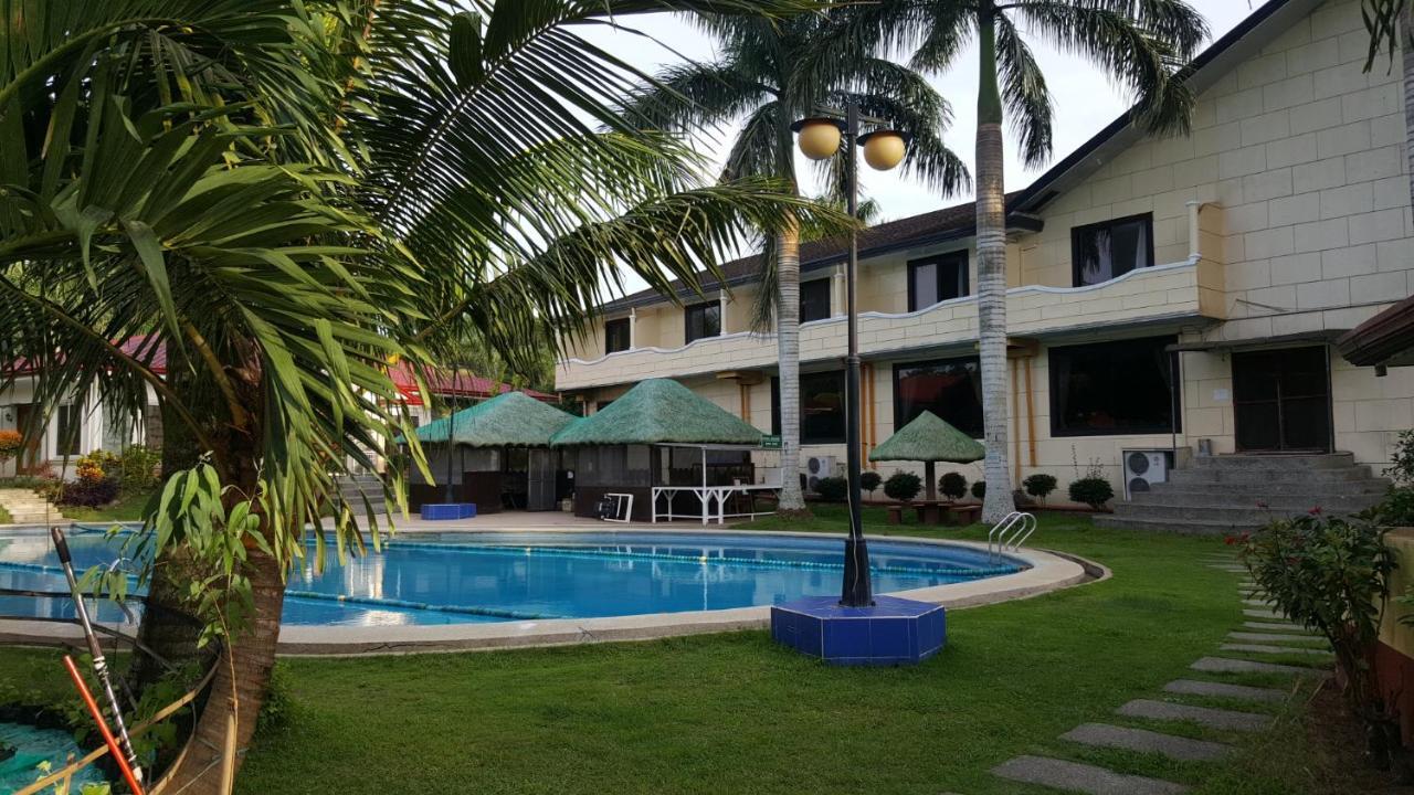 Phil Oasis Hotel & Resort Silang Eksteriør bilde