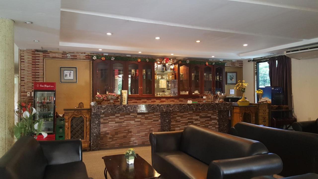Phil Oasis Hotel & Resort Silang Eksteriør bilde