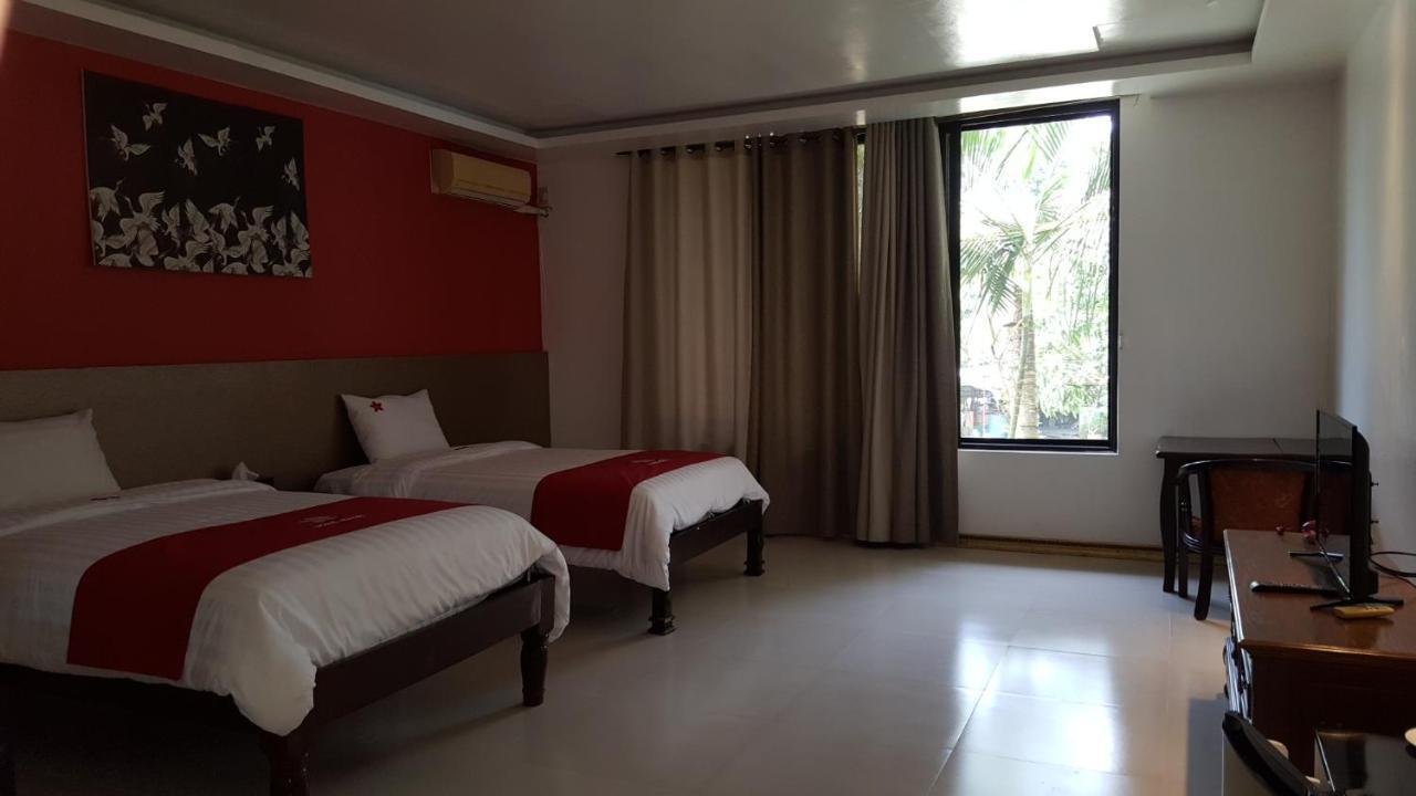 Phil Oasis Hotel & Resort Silang Eksteriør bilde